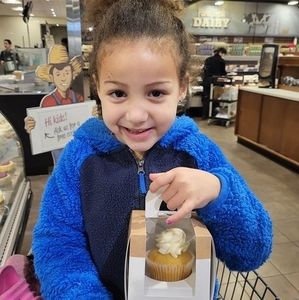 Meet your Posher, Sherry